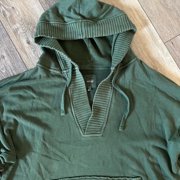 Aerie Down-To-Earth Henley Hoodie - Picture 5 of 11